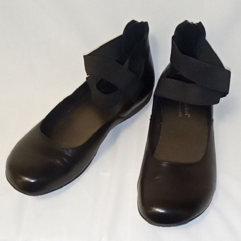 Josef Seibel Black Ankle Strap Flats